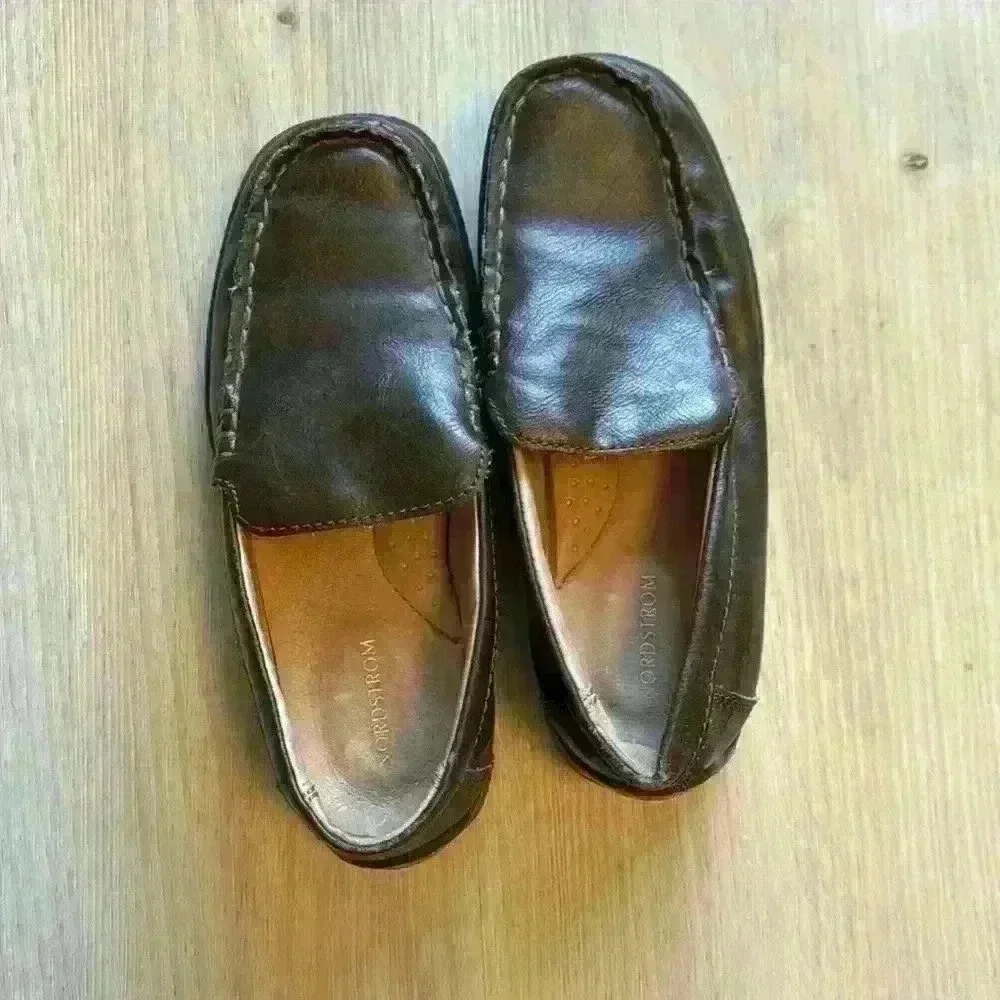 Nordstrom leather loafers size 13M